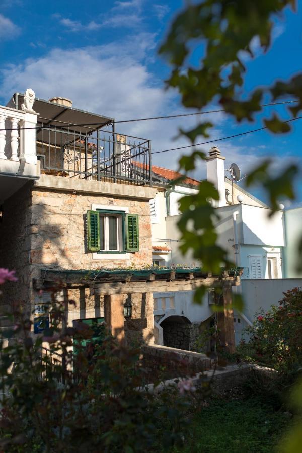 Holiday Home Bozanic เวอร์บนิค ภายนอก รูปภาพ